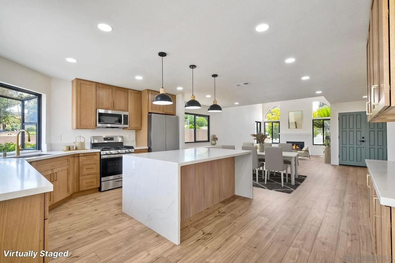San Diego, CA 92128 | 3 beds| 2 baths| $1,199,000